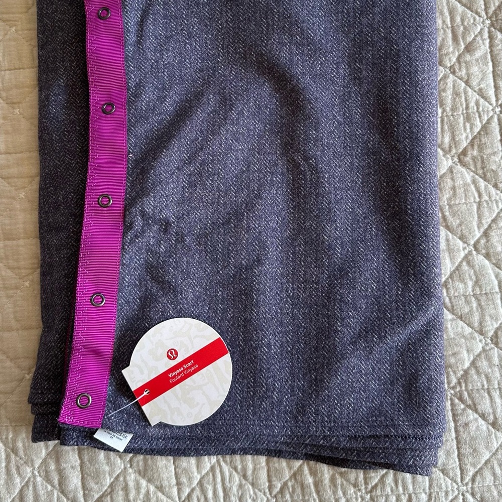 LuLu Lemon Vinyasa scarf